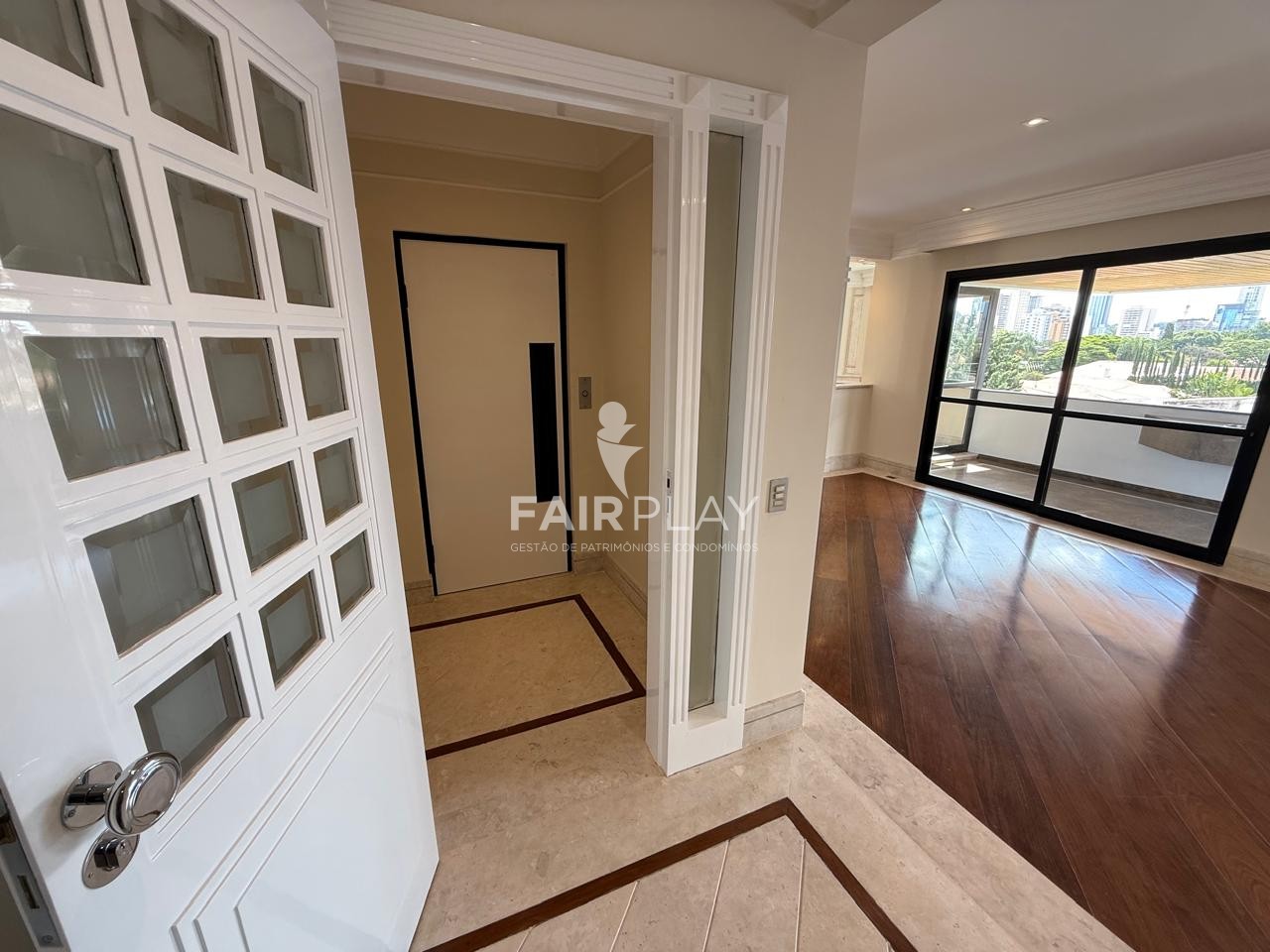 Apartamento, 3 quartos, 216 m² - Foto 13