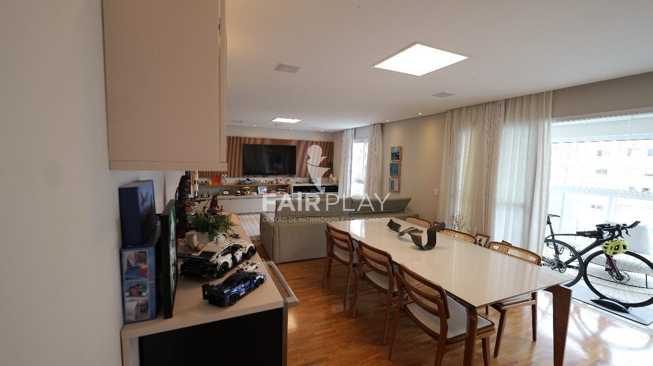 Apartamento, 4 quartos, 210 m² - Foto 2
