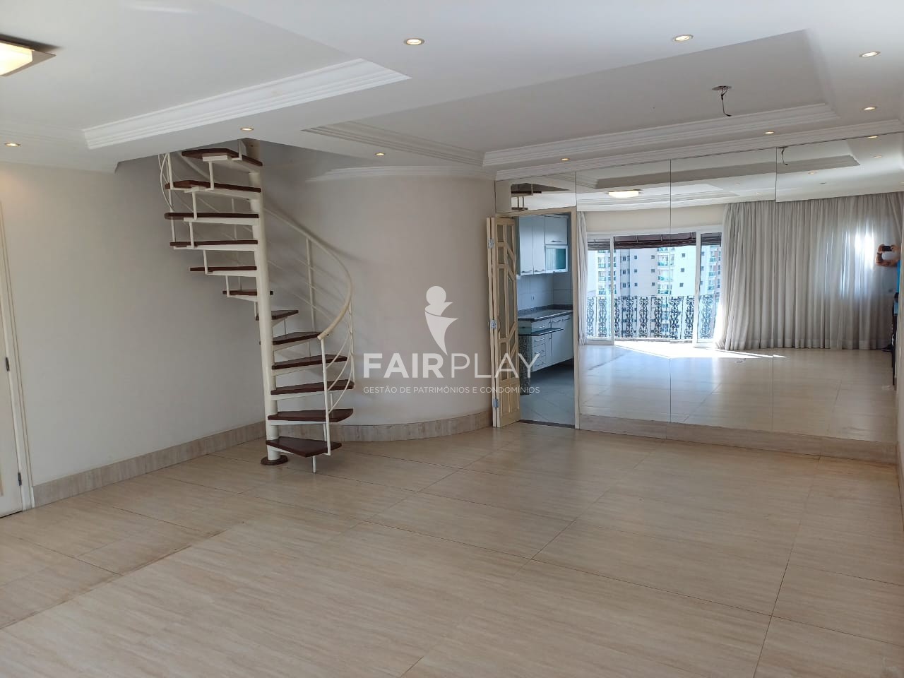 Cobertura, 3 quartos, 230 m² - Foto 1