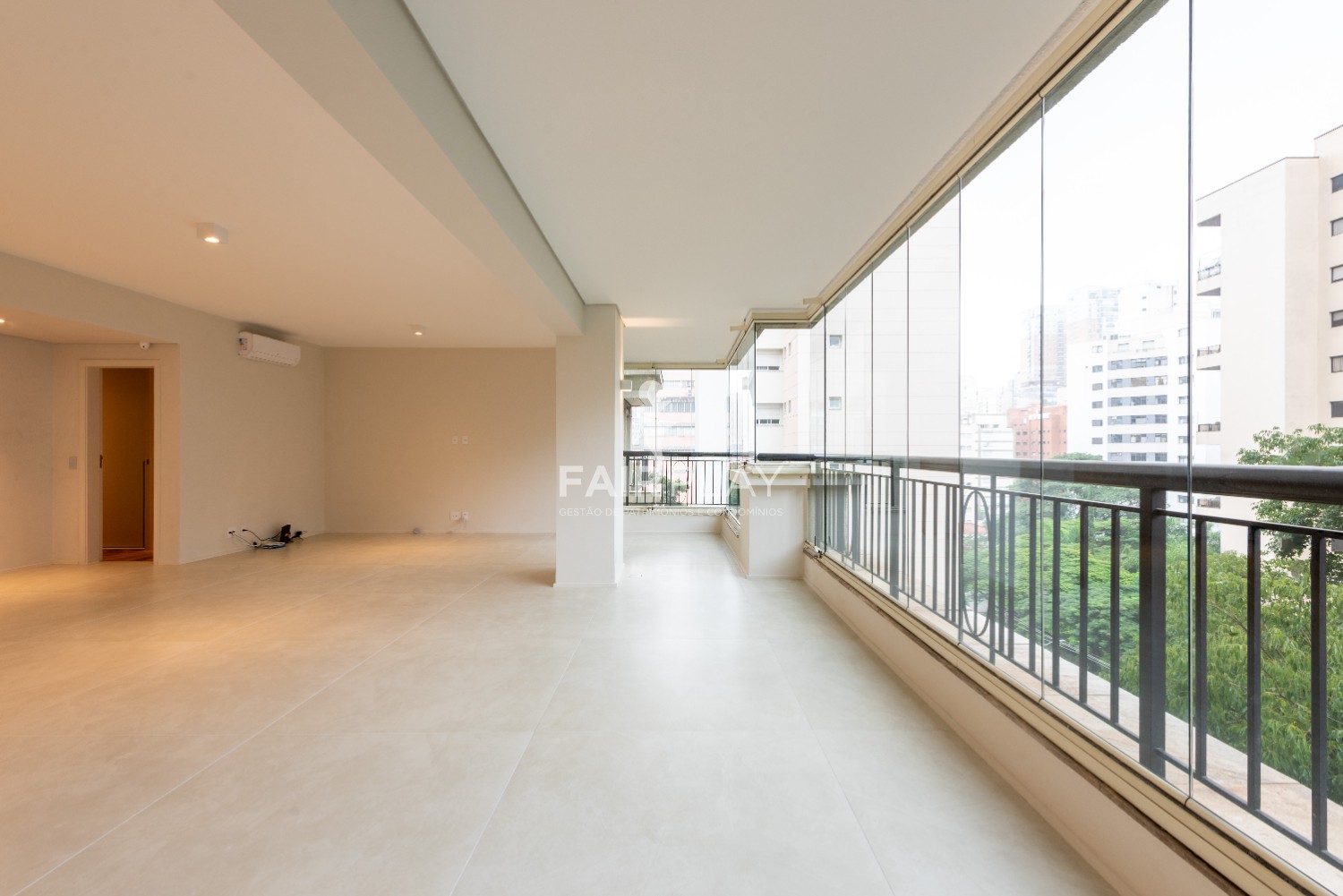 Apartamento, 4 quartos, 230 m² - Foto 12
