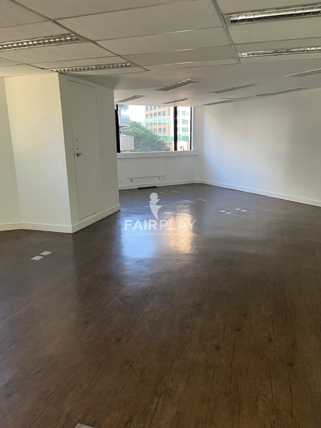 Sala-Conjunto, 238 m² - Foto 1
