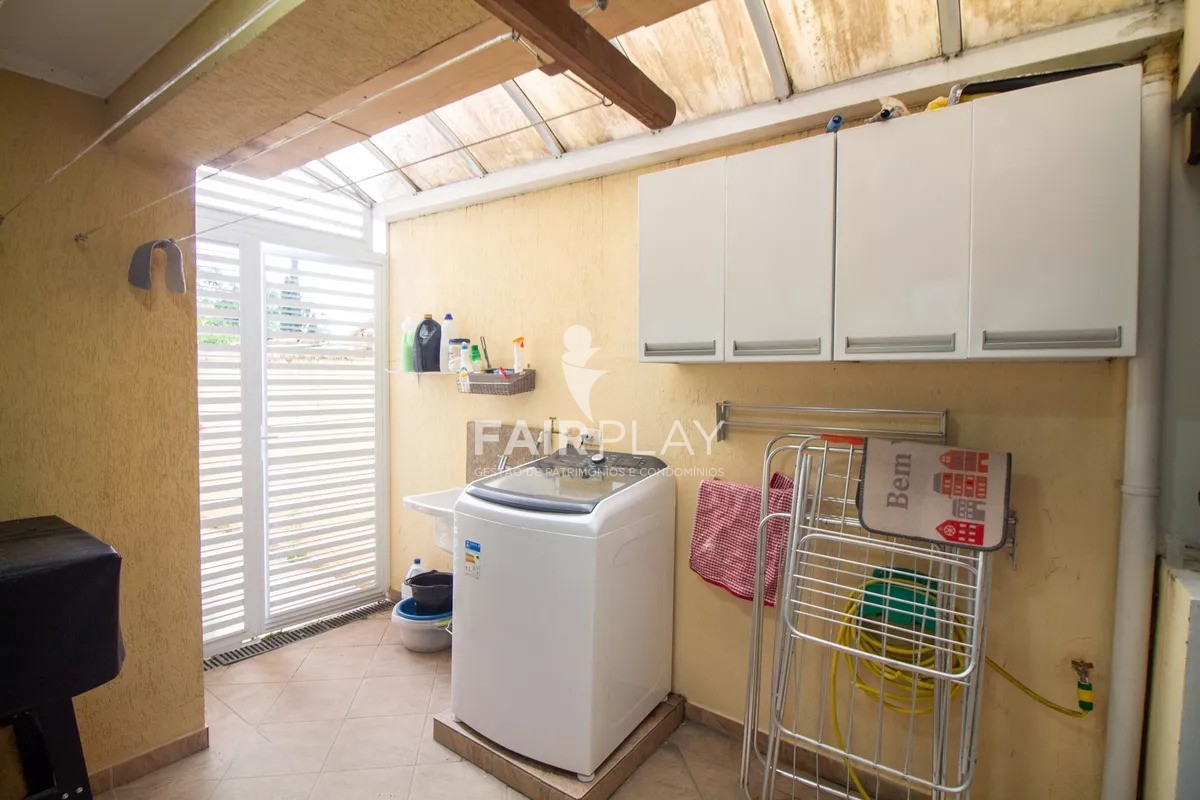 Casa, 4 quartos, 230 m² - Foto 31