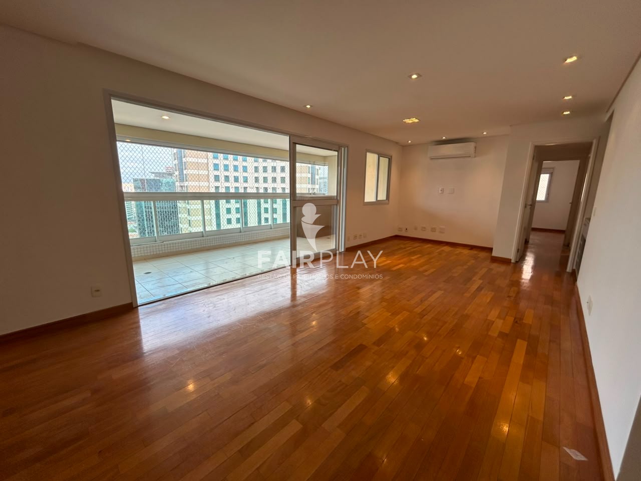 Apartamento, 3 quartos, 127 m² - Foto 1