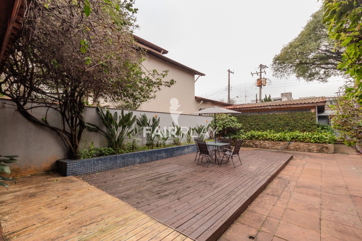 Casa, 3 quartos, 242 m² - Foto 9