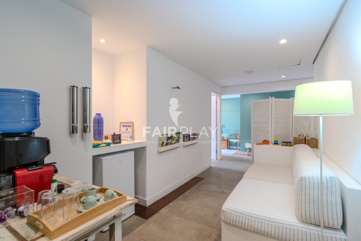 Casa, 3 quartos, 242 m² - Foto 4