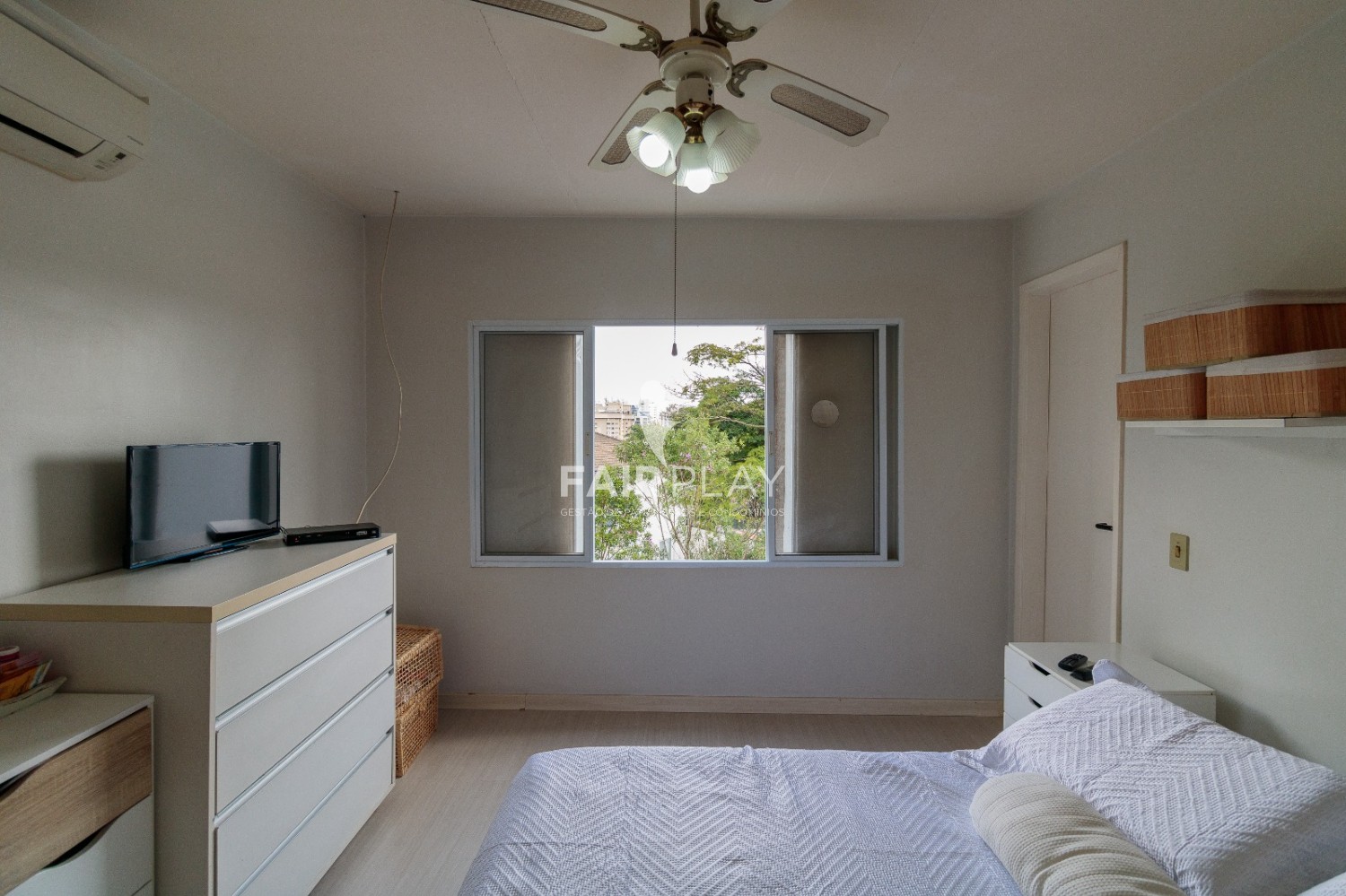 Casa, 4 quartos, 260 m² - Foto 15