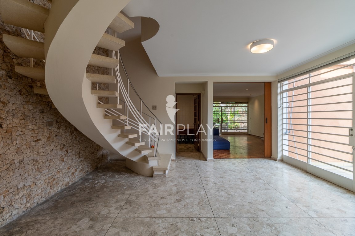 Sobrado, 3 quartos, 380 m² - Foto 2