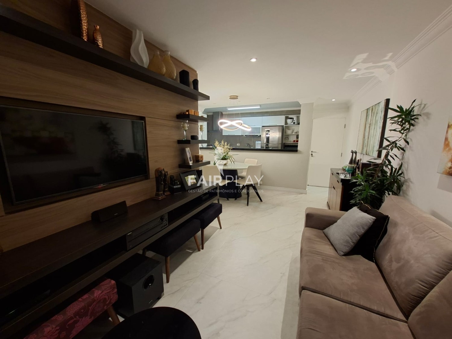 Apartamento, 2 quartos, 70 m² - Foto 2