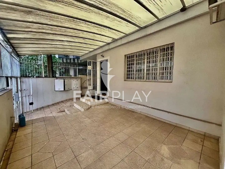 Casa, 10 quartos, 395 m² - Foto 2