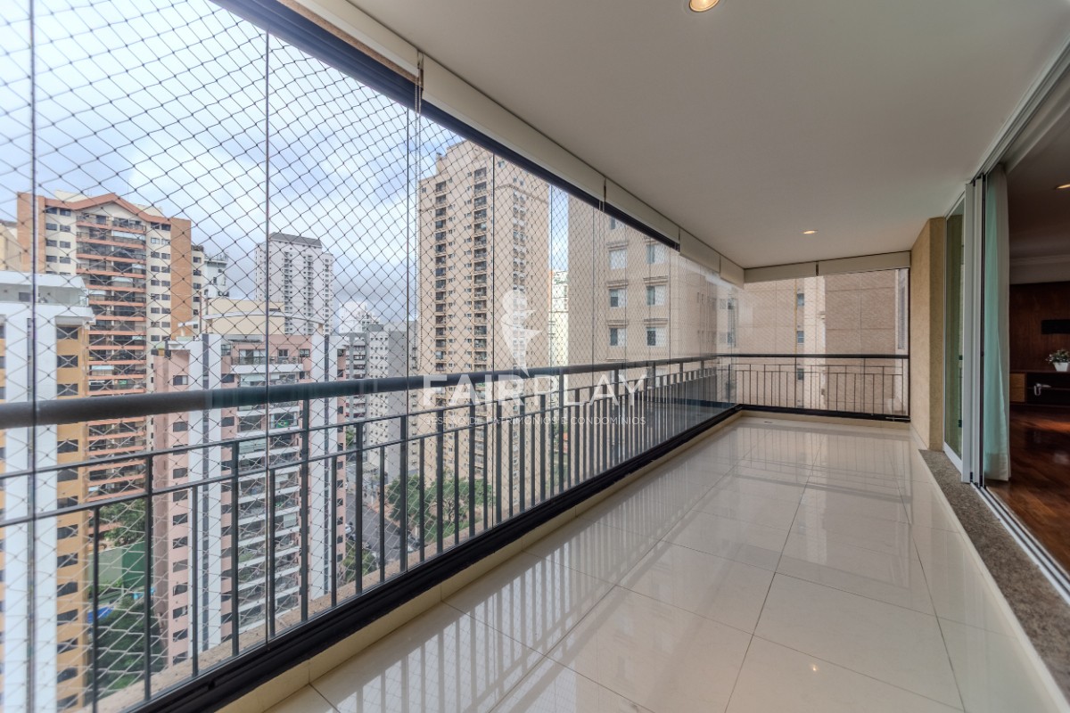 Apartamento, 3 quartos, 167 m² - Foto 2
