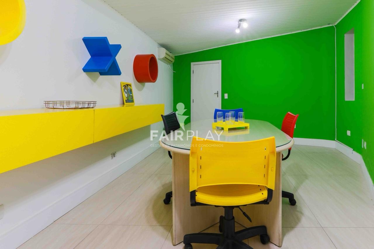 Sobrado, 10 quartos, 265 m² - Foto 4