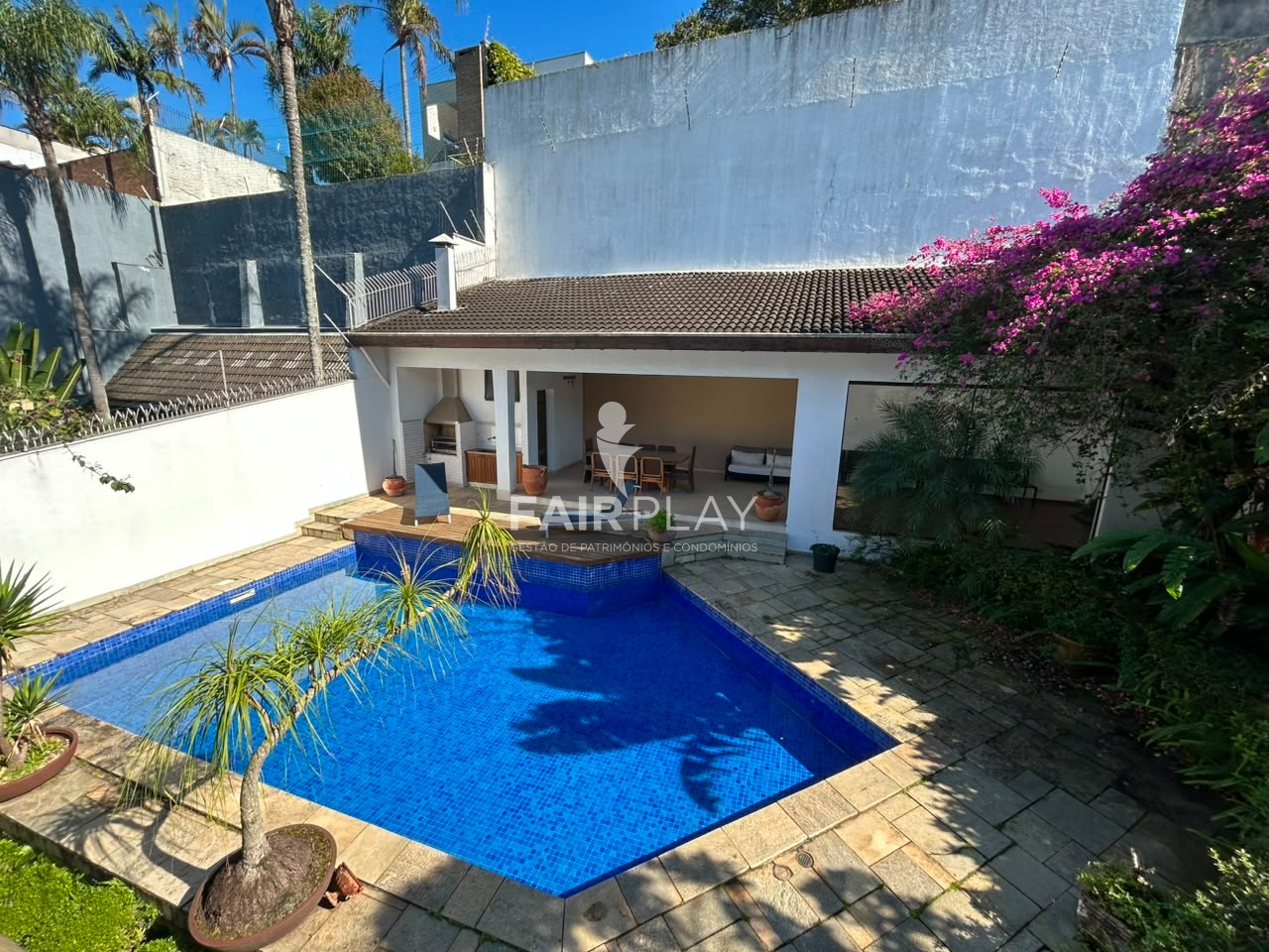 Casa, 5 quartos, 534 m² - Foto 1