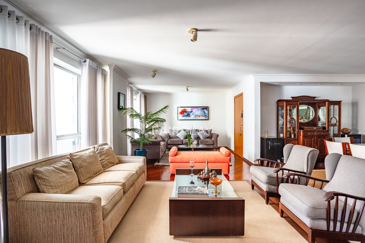 Apartamento, 3 quartos, 230 m² - Foto 3