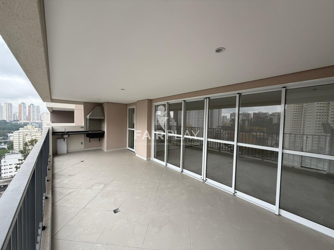 Apartamento, 3 quartos, 141 m² - Foto 3