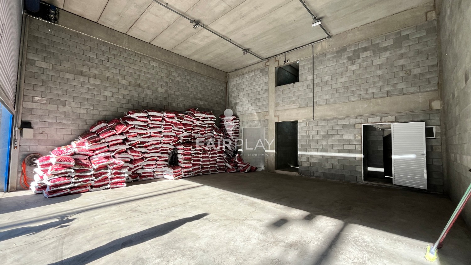 Depósito-Galpão, 360 m² - Foto 4