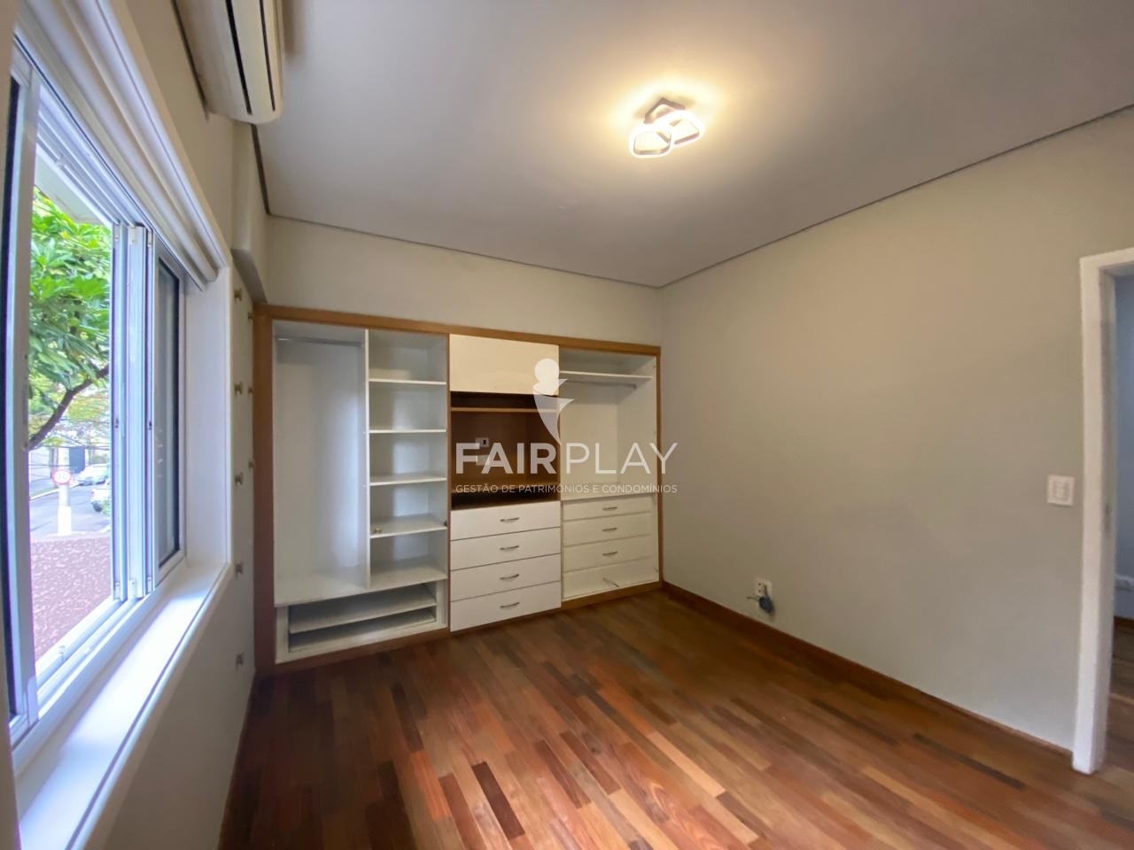 Casa, 5 quartos, 280 m² - Foto 31