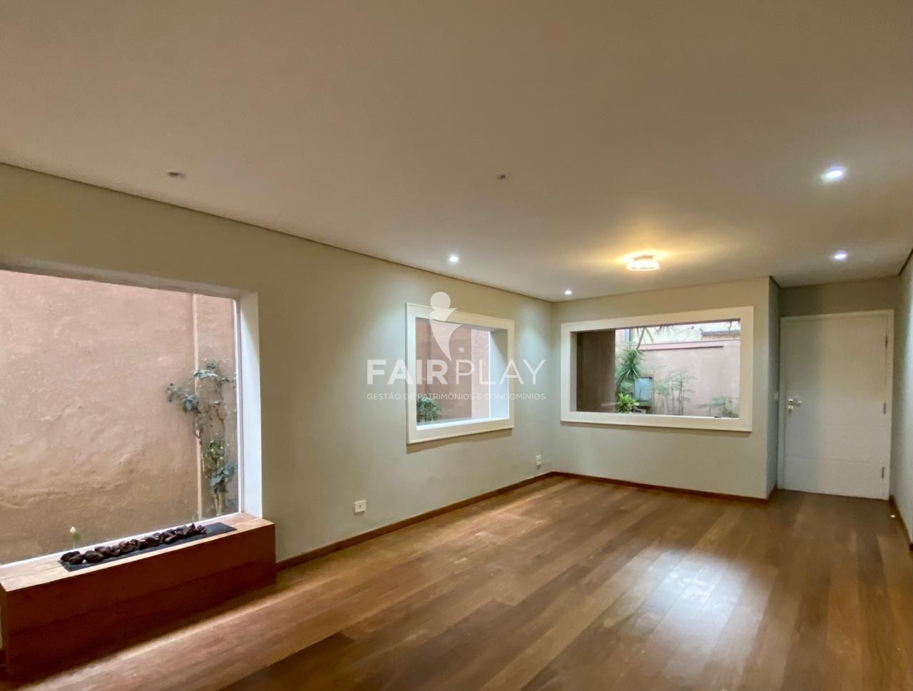 Casa, 5 quartos, 280 m² - Foto 9