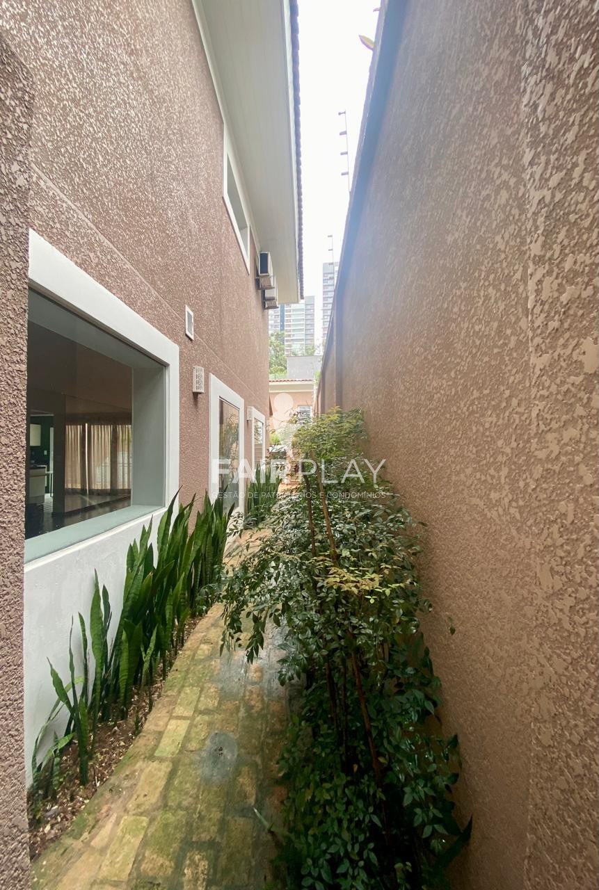 Casa, 5 quartos, 280 m² - Foto 47