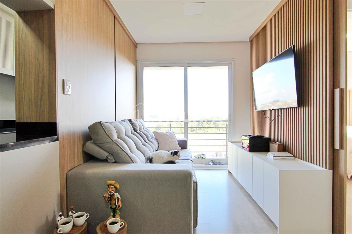 Apartamento semimobiliado disponível para locação com exclusividade pela Triunfa Imobiliária.
