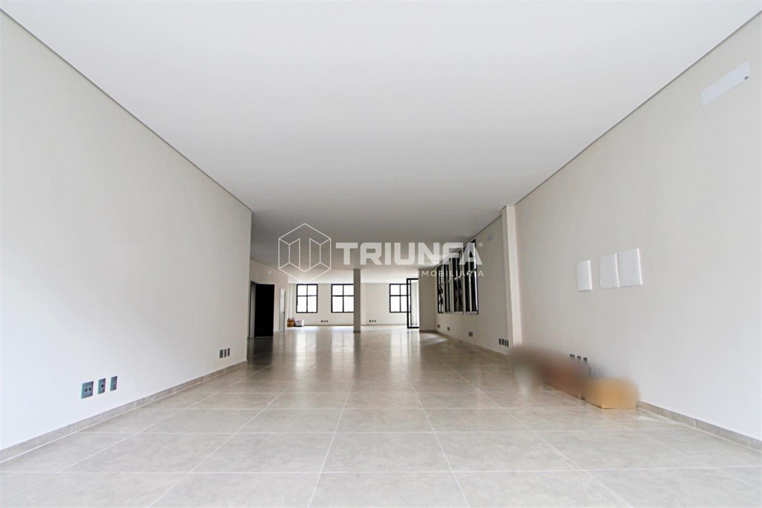 Sala comercial para locação com localização privilegiada!