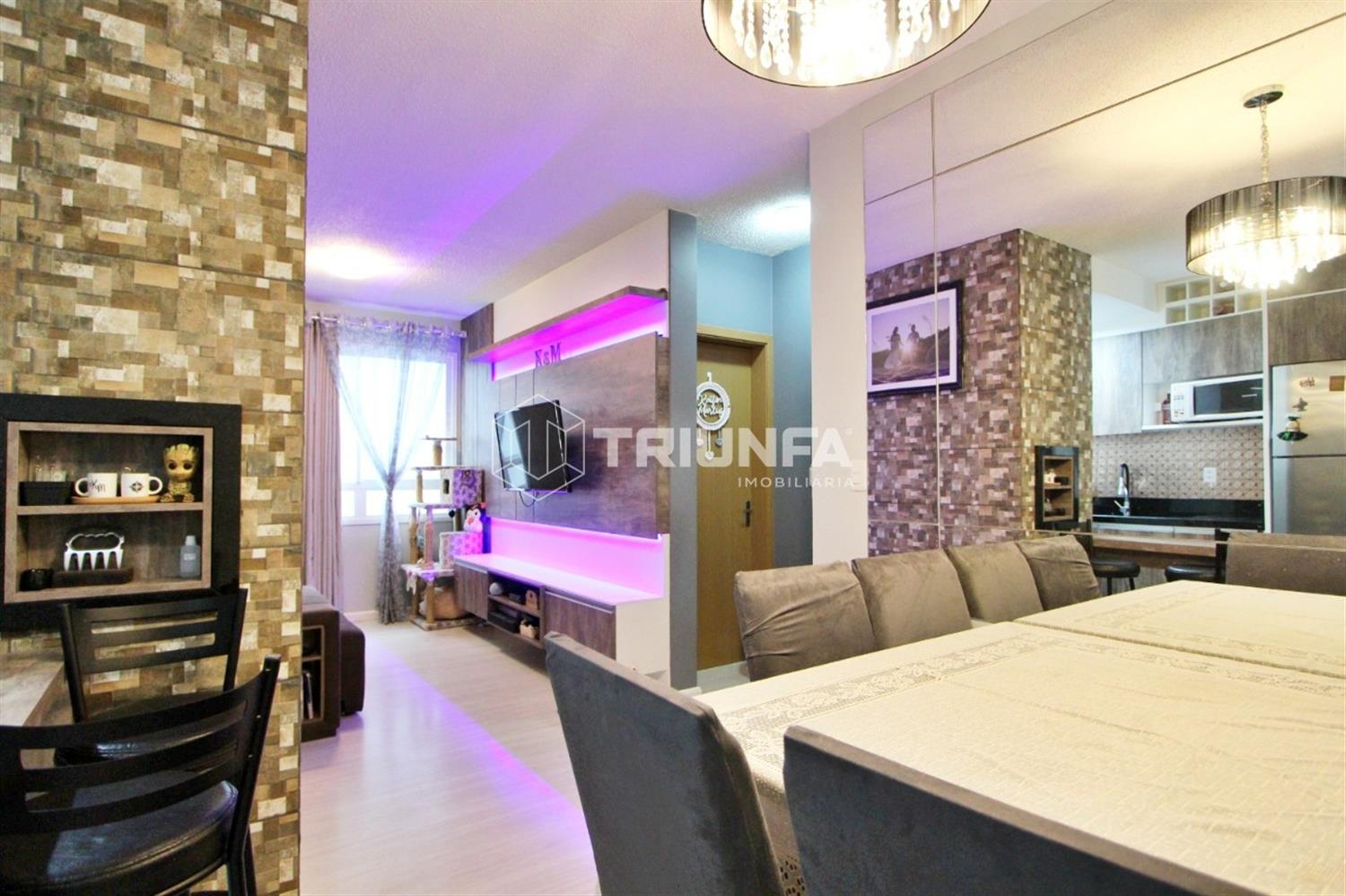 Apresento um lindo apartamento decorado e mobiliado, ideal para quem busca conforto, praticidade e bom gosto.