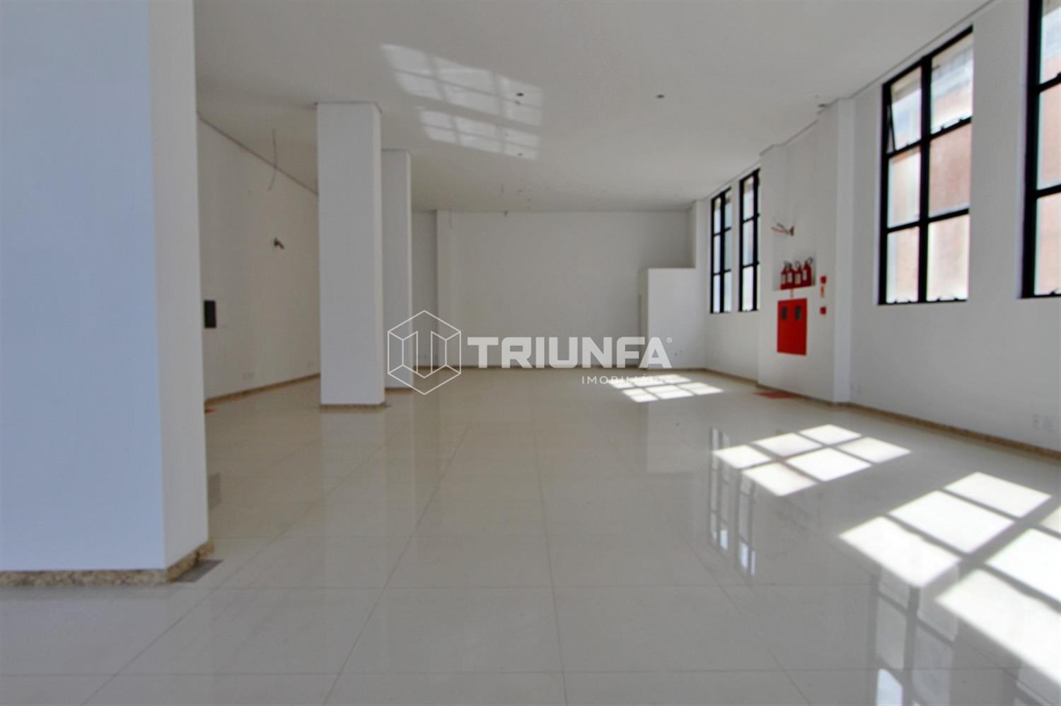 Sala comercial, para alugar, 236 m², Centro - Farroupilha — foto 3
