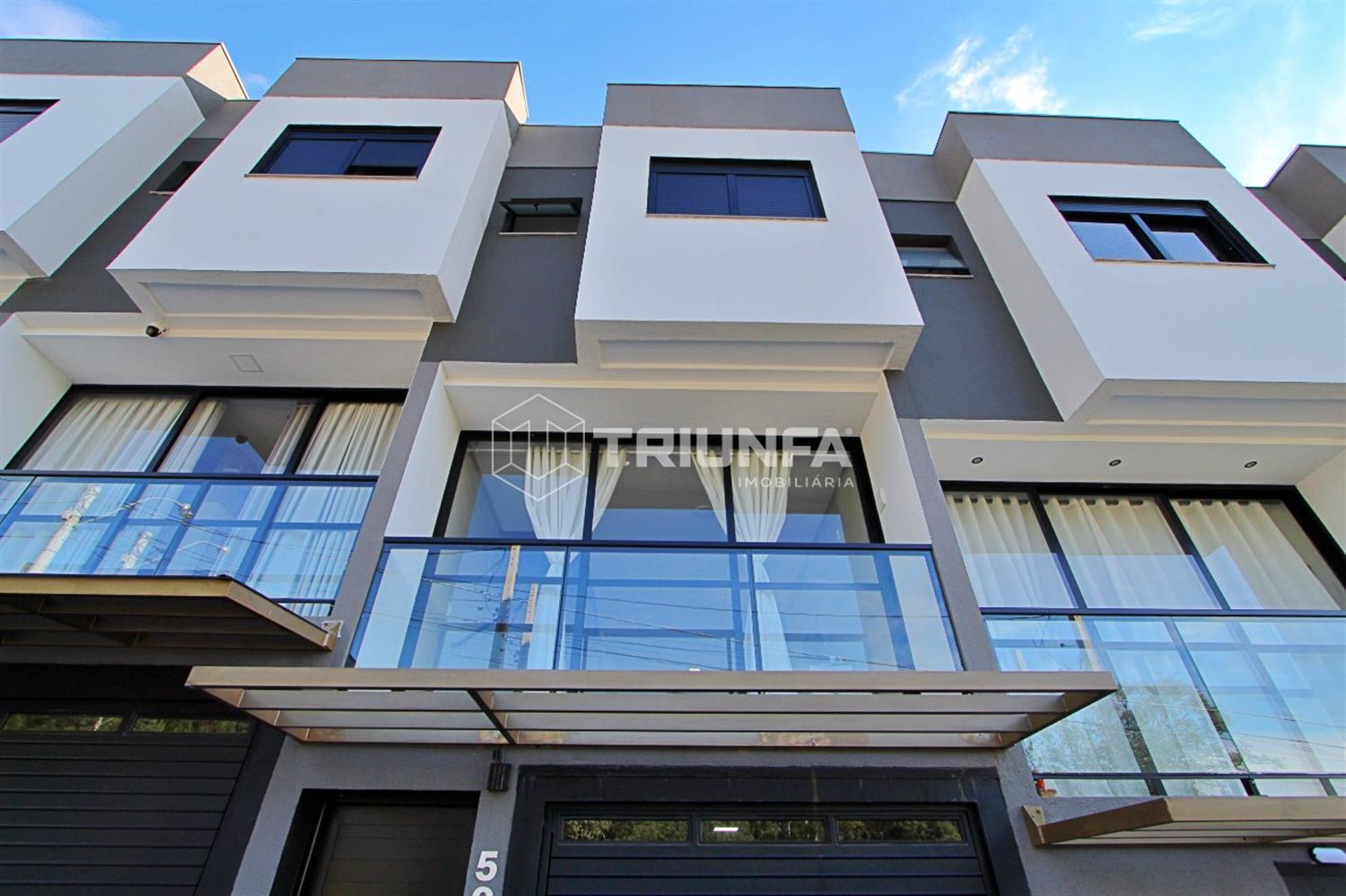 Sobrado Triplex à Venda - Conforto e Estilo em um dos Bairros que Mais Cresce na Cidade!