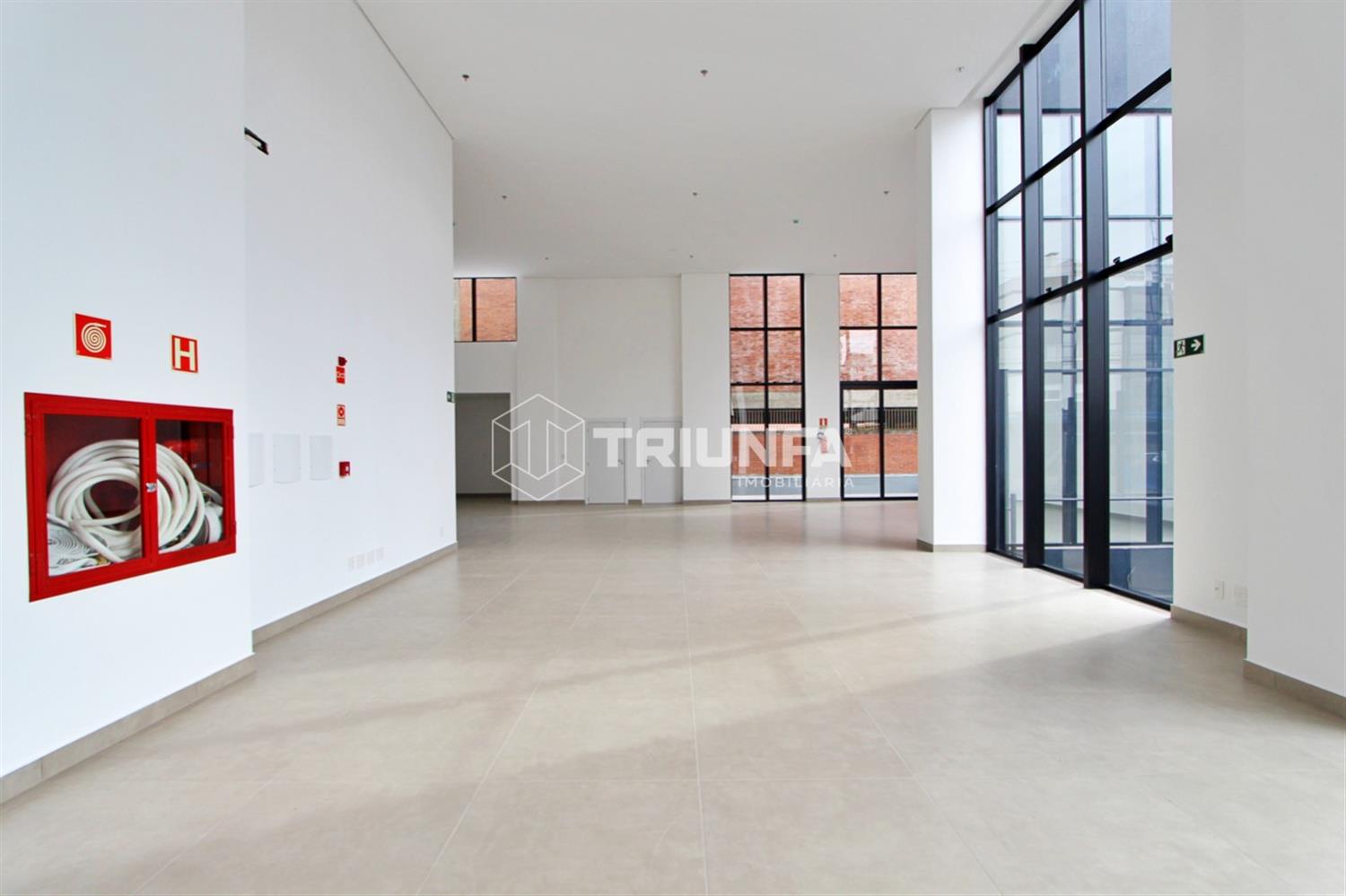 Sala comercial, para alugar, 200 m², Centro - Farroupilha — foto 2