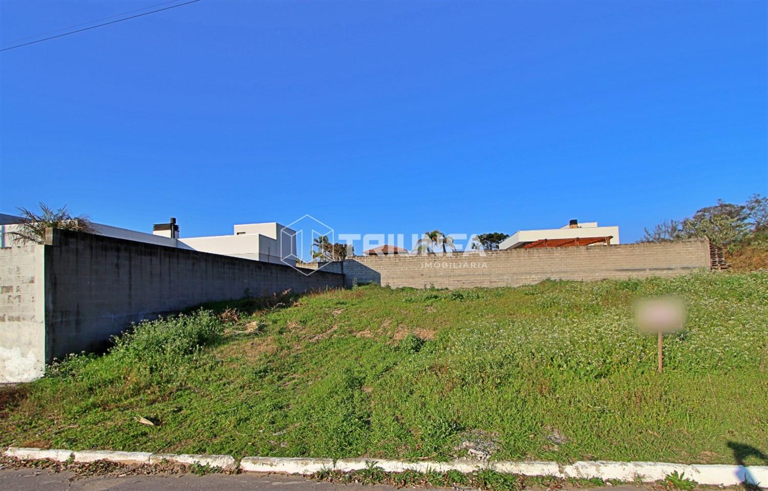 Terrenos com valor imperdível em área Nobre em FARROUPILHA.