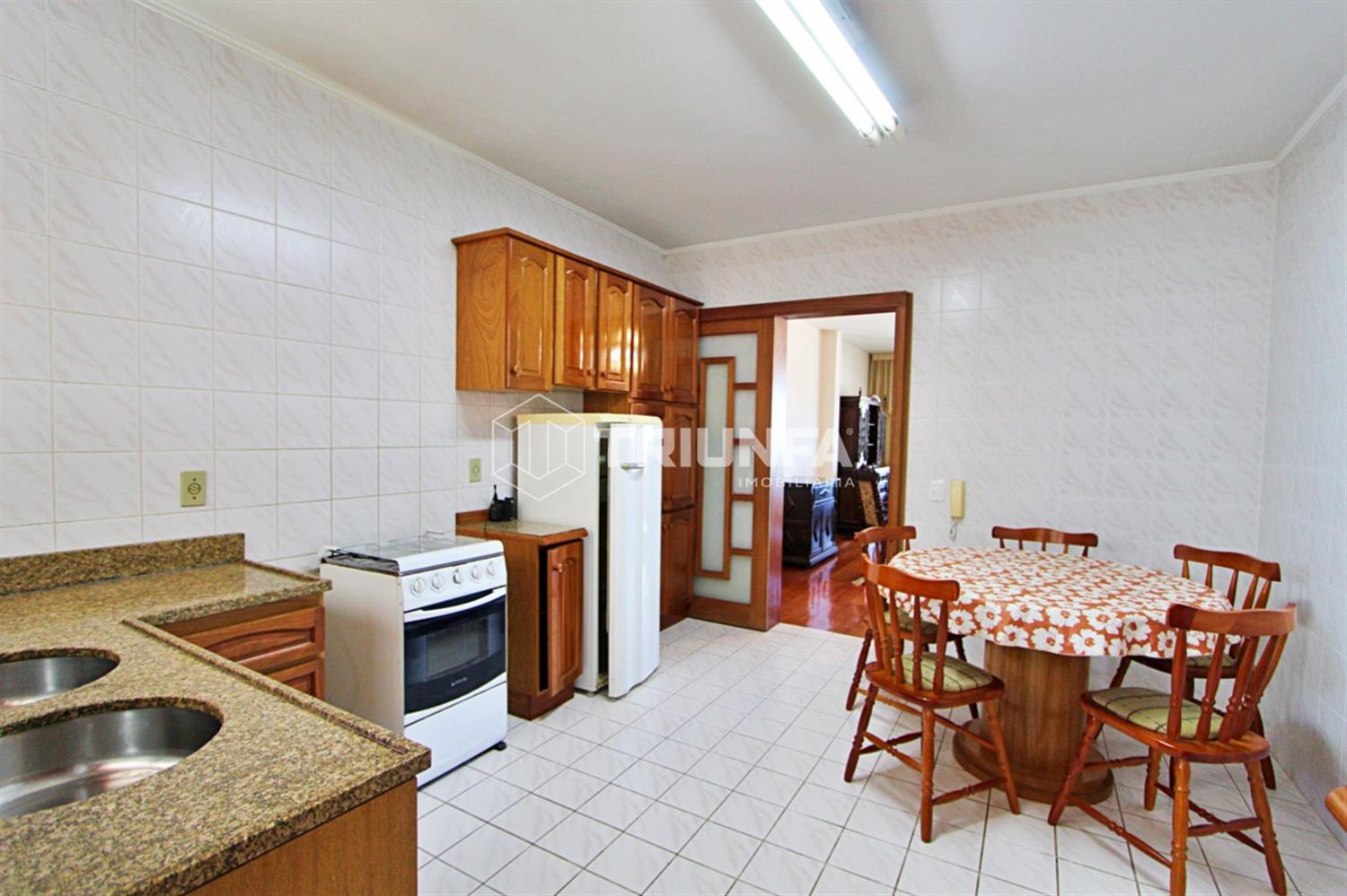 Apartamento com personalidade e charme rústico no coração de Farroupilha - disponível para locação!