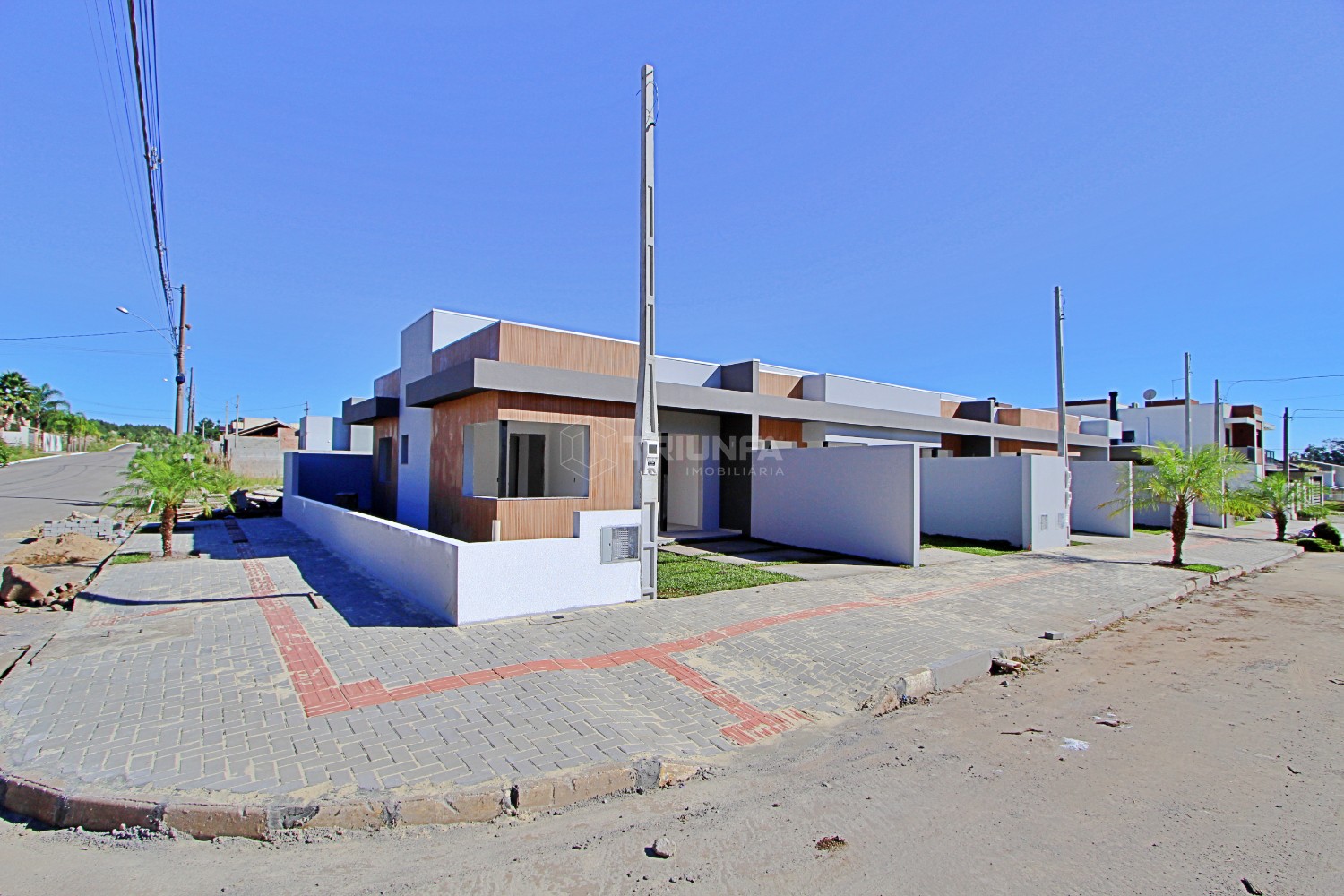 Casas Geminadas no Jardim Itália I - Bairro Belvedere