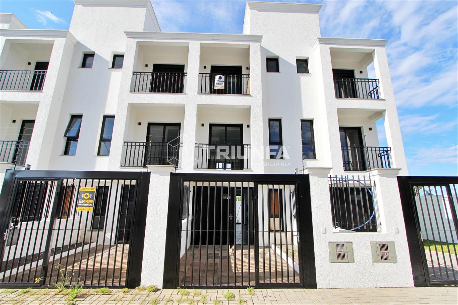 Sobrado Triplex à Venda - Conforto, funcionalidade e uma vista encantadora