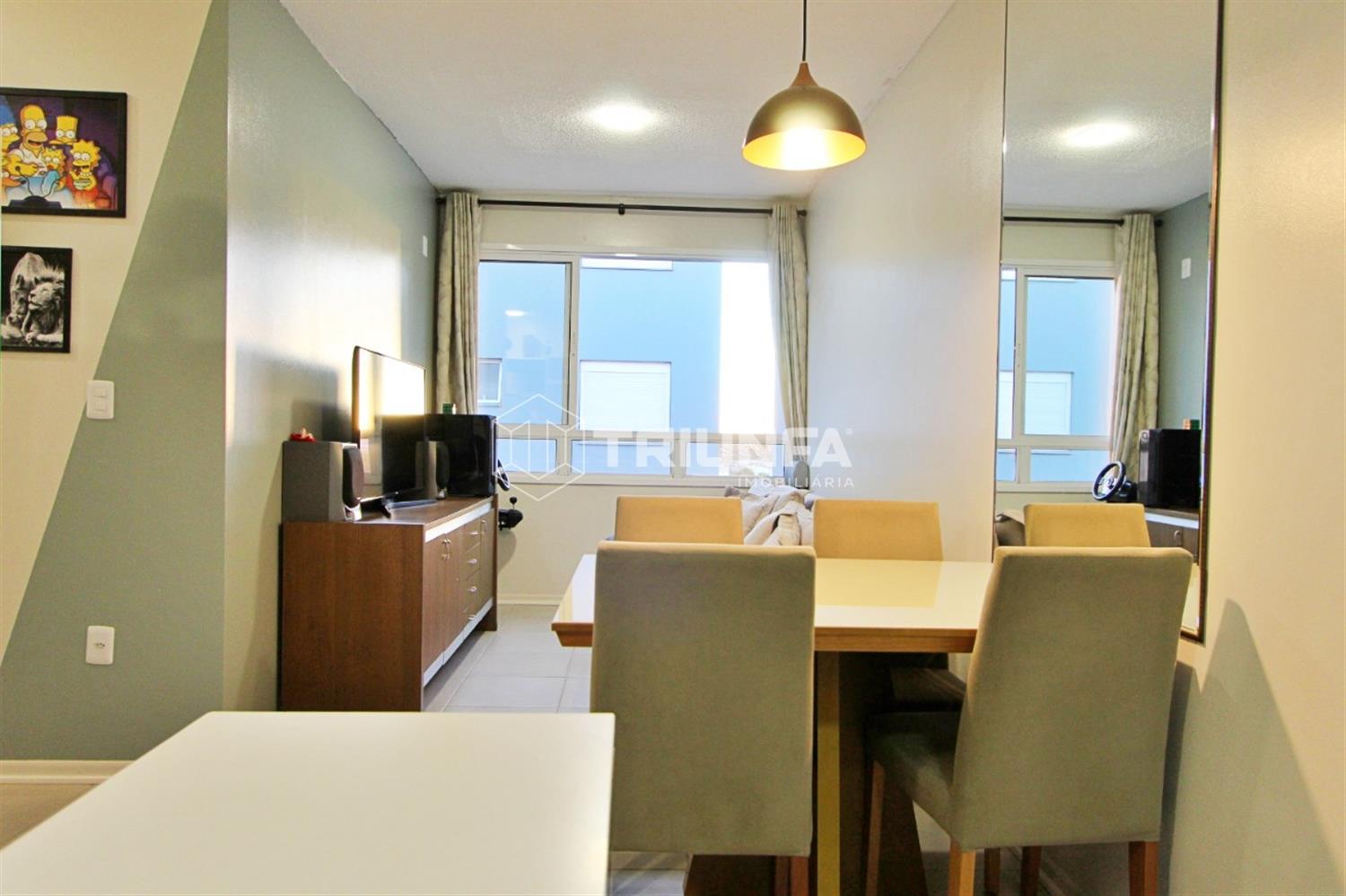 Descubra o conforto e a praticidade deste encantador apartamento completamente mobiliado, ideal para quem busca