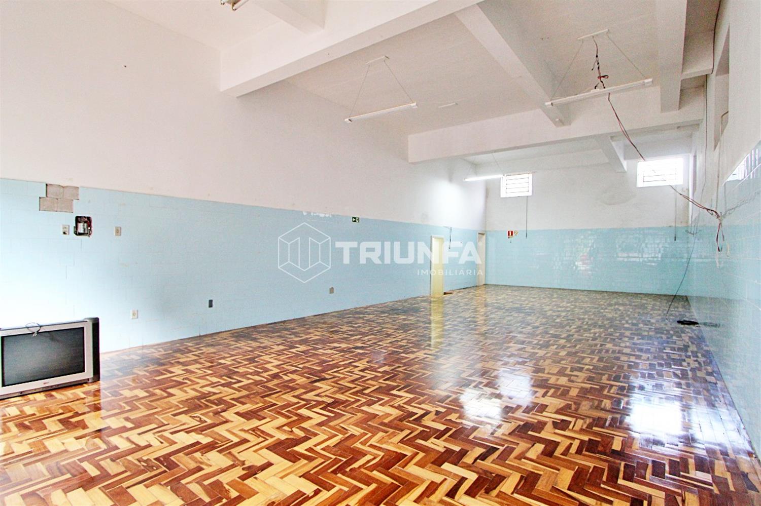 Sala comercial, para alugar, 123 m², Planalto - Farroupilha — foto 2