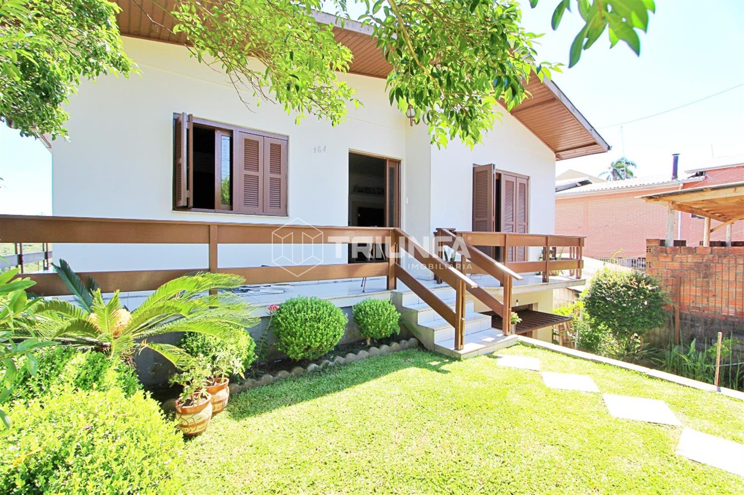 Casa ampla, confortável e pronta para morar