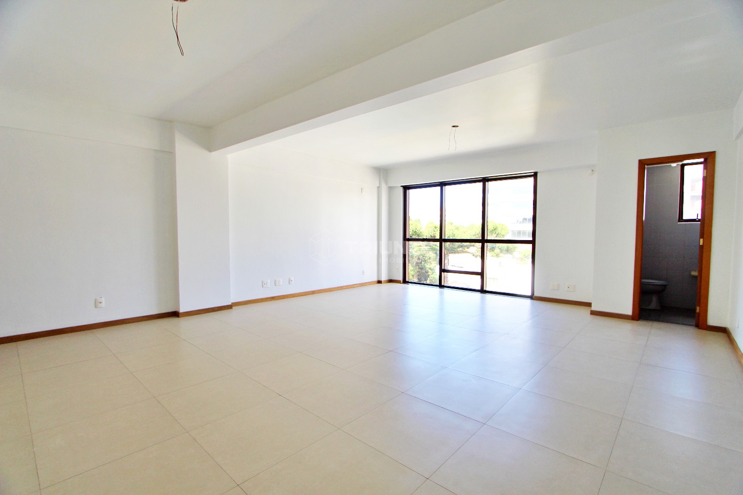 Sala comercial, para alugar, 43 m², Centro - Farroupilha — foto 2