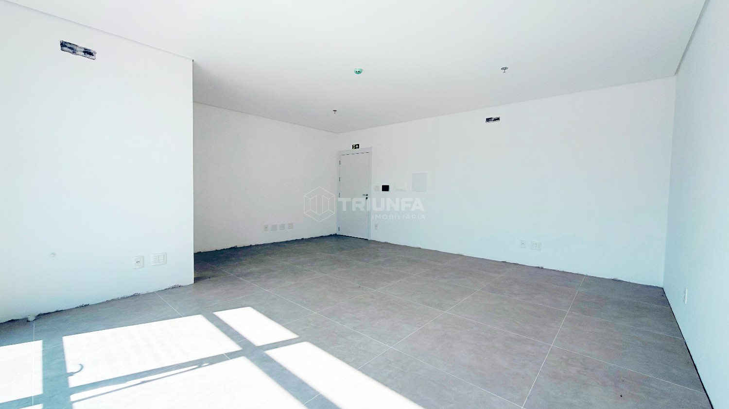 Sala comercial, para alugar, 32 m², Centro - Farroupilha — foto 3