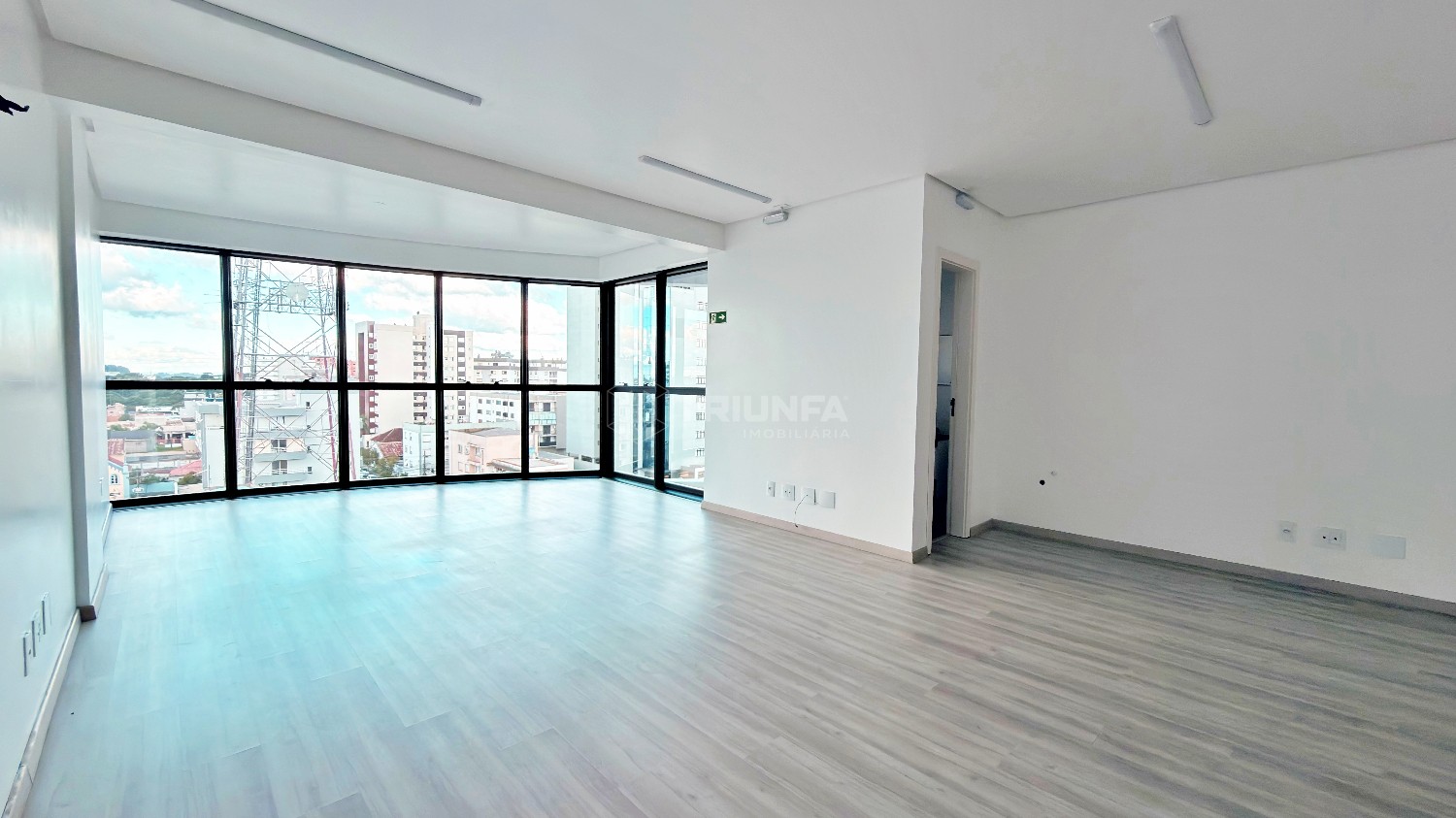 Sala comercial, para alugar, 100 m², Centro - Farroupilha — foto 3
