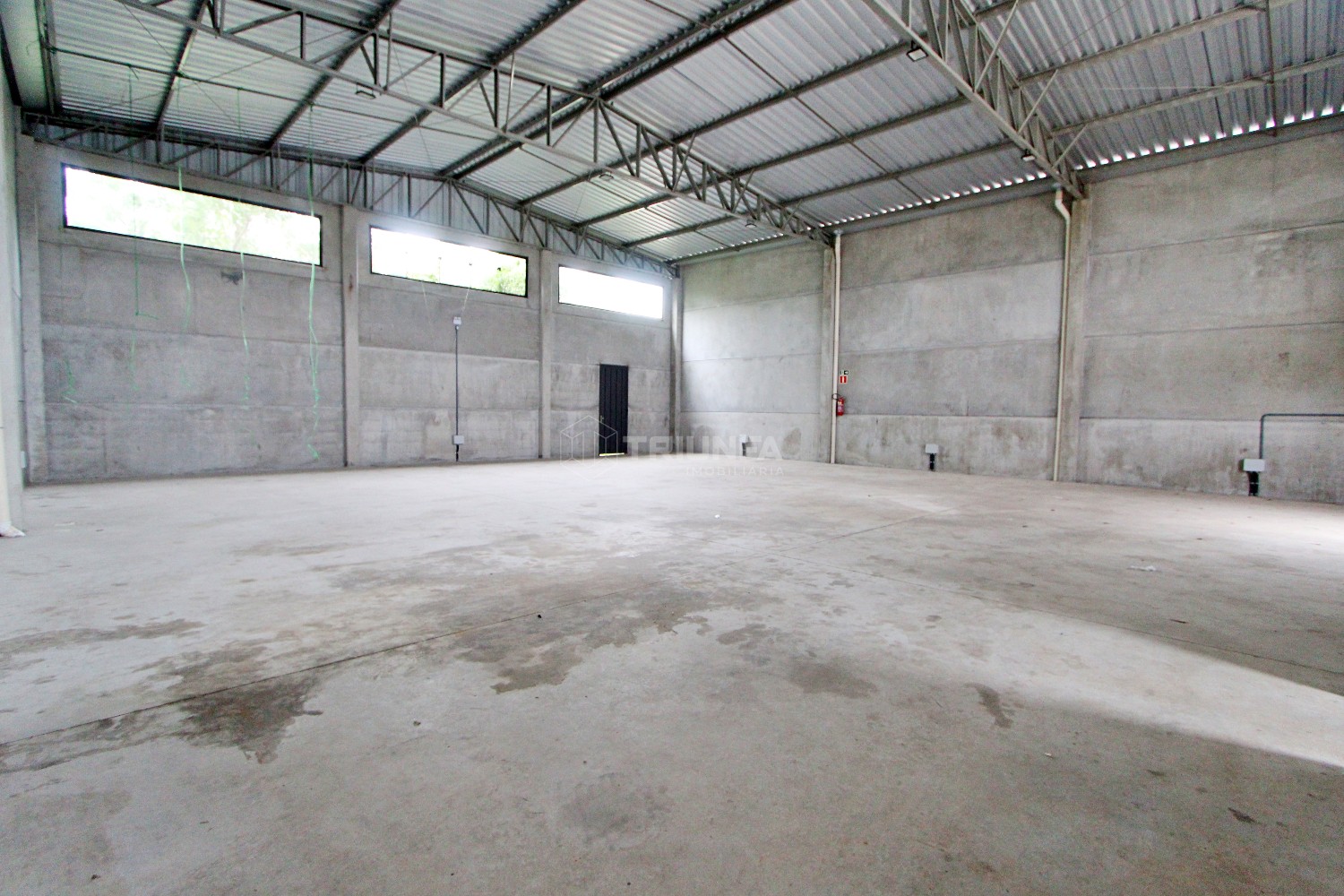 Galpão, para alugar, 250 m², América - Farroupilha — foto 3