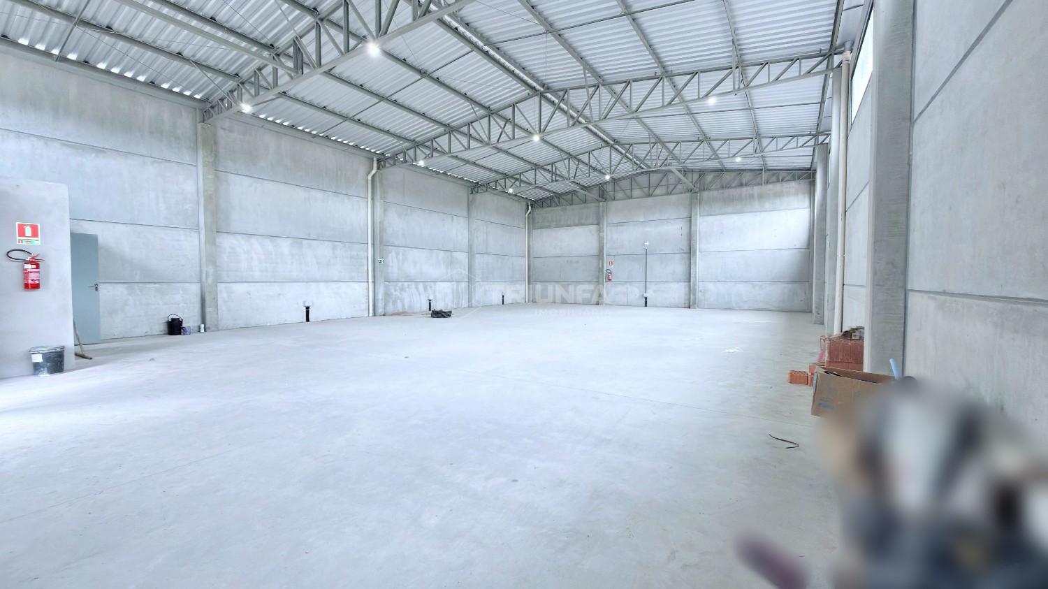 Galpão, para alugar, 260 m², América - Farroupilha — foto 2