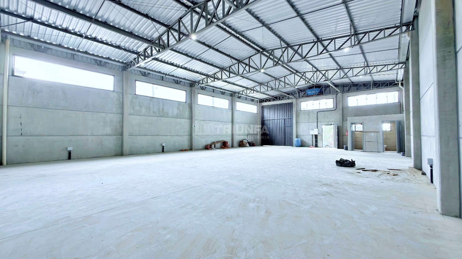 Galpão, para alugar, 260 m², América - Farroupilha — foto 3