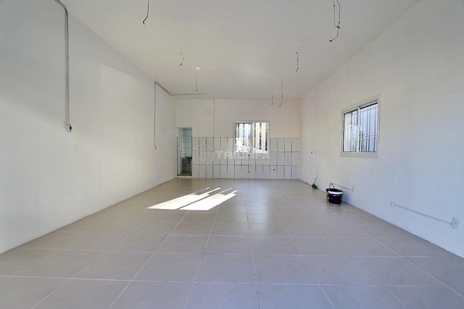 Sala comercial, para alugar, 62 m², Centro - Farroupilha — foto 2