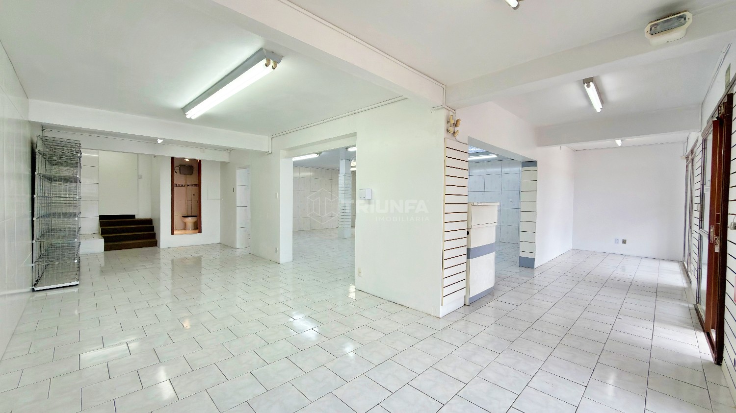 Sala comercial, para alugar, 115 m², São Luiz - Farroupilha — foto 2