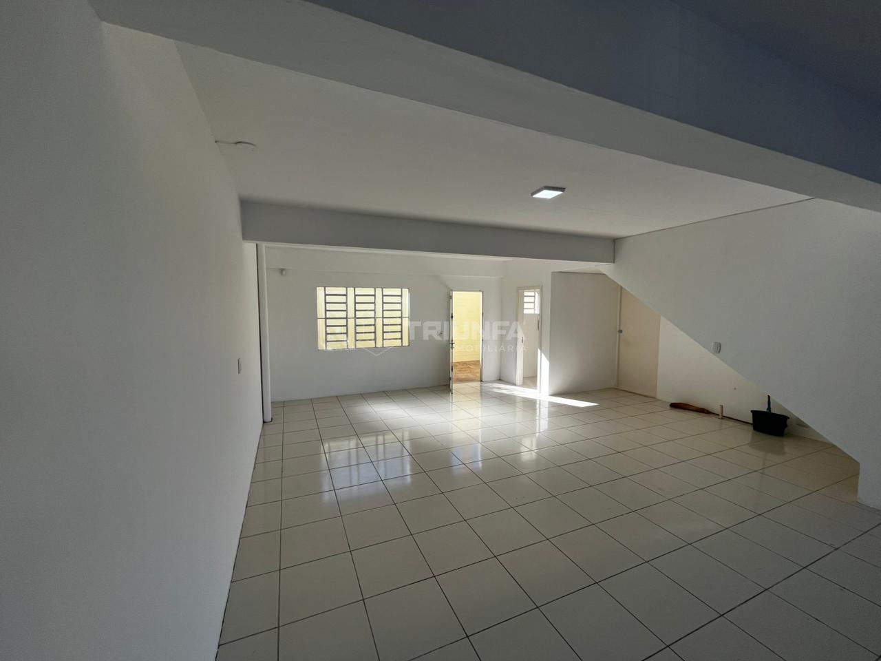 Sala comercial, para alugar, 380 m², Colina Sorriso - Caxias do Sul — foto 2