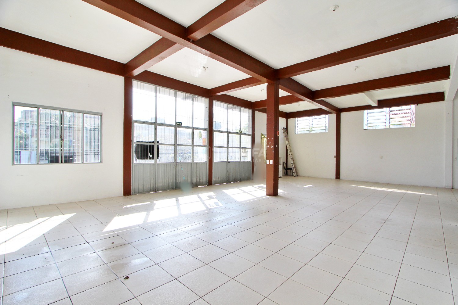 Sala comercial, para alugar, 220 m², América - Farroupilha — foto 4