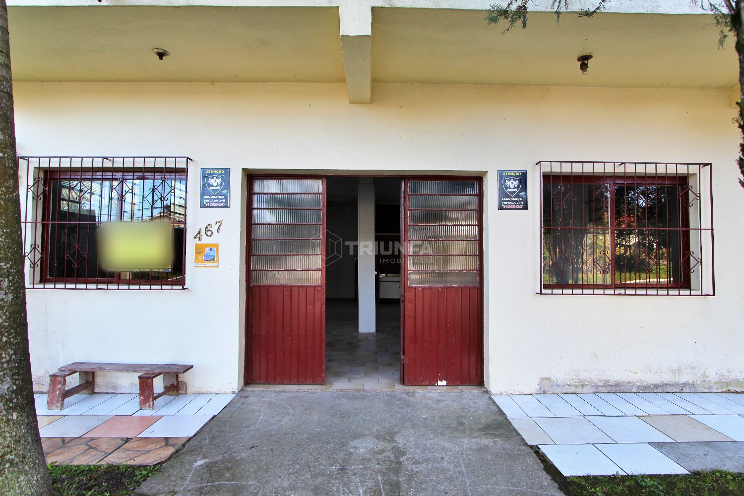 Imóvel localizado no bairro América em Farroupilha, RS, oferece essa sala comercial ideal para quem busca um espaço