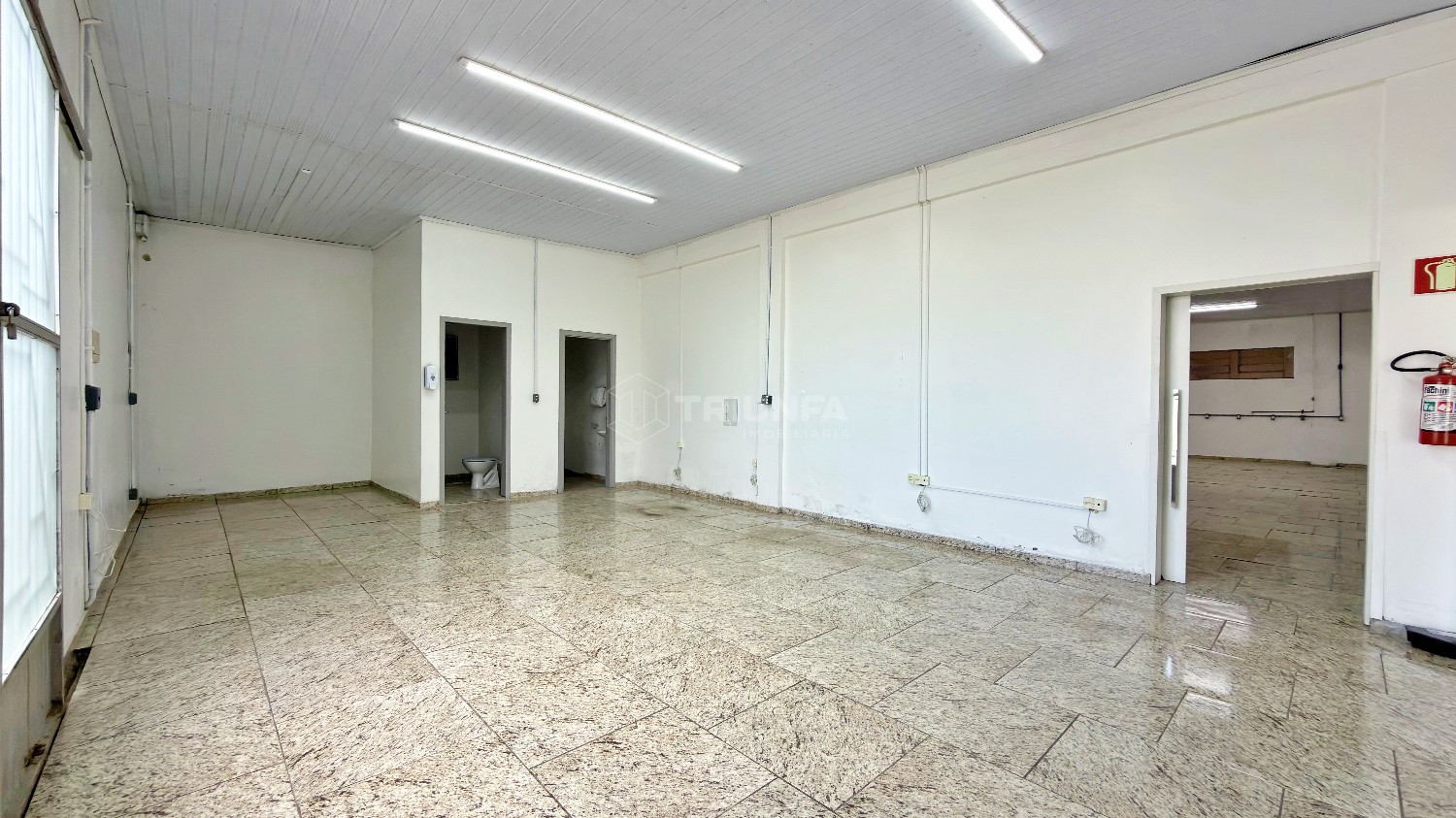 Galpão, para alugar, 275 m², São José - Farroupilha — foto 3