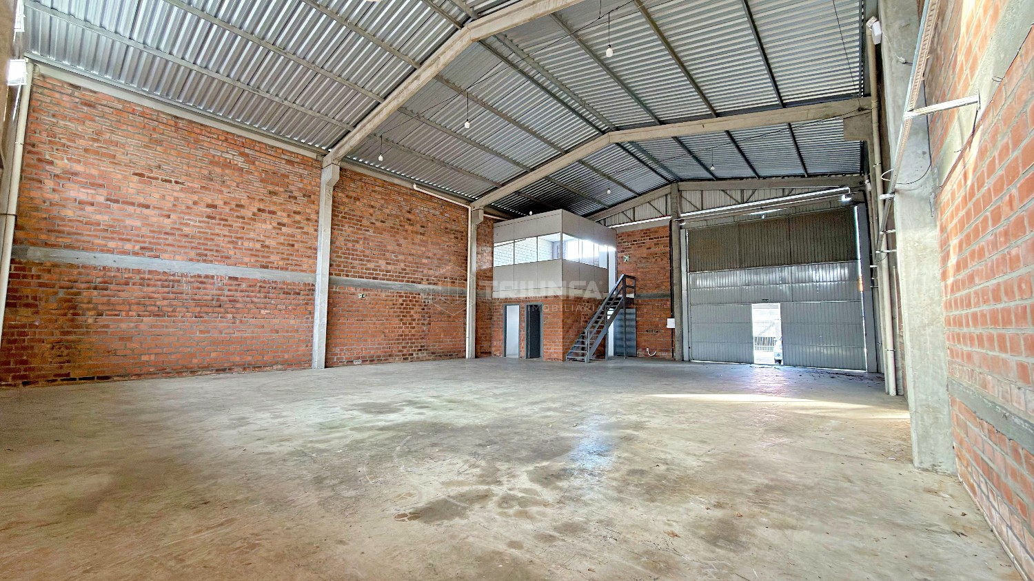Galpão, para alugar, 286 m², América - Farroupilha — foto 4