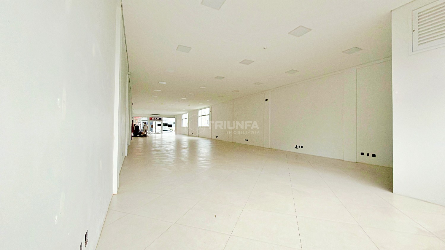 Sala comercial, para alugar, 340 m², Centro - Farroupilha — foto 5