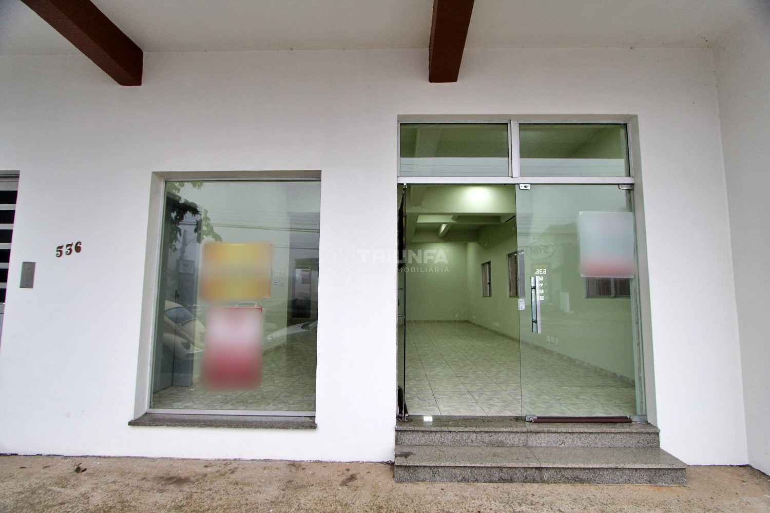 Sala Comercial Térrea para Locação no Centro – 180 m².